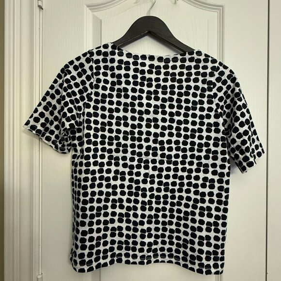 Uniqlo Geometric Pattern T Shirt - Picture 2 of 4
